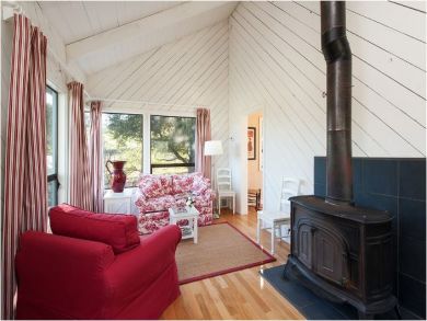 Guest House Living Area