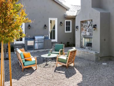 Outdoor Fireplace & BBQ Grill