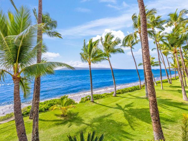 Puamana Vacation Town Home Sleeps Six Guests Ocean Views