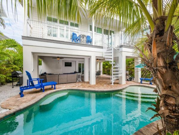 Five Bedroom Rental on the North End of Anna Maria Island