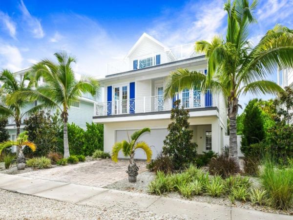 Five Bedroom Rental on the North End of Anna Maria Island