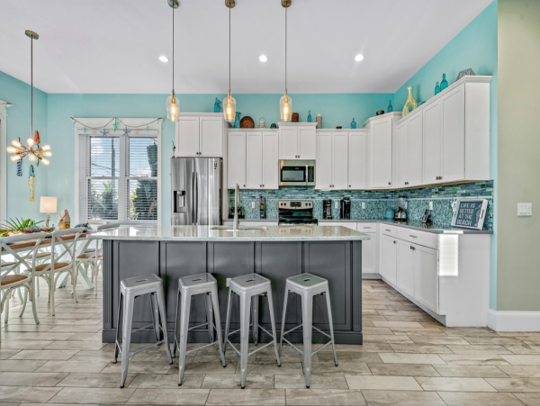 Anna Maria Island Luxury Pool Vacation Home Available Today!