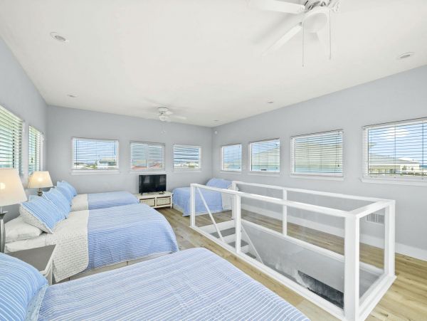 Pensacola Beach Five Bedroom Vacation Pool Home Sleeps 23