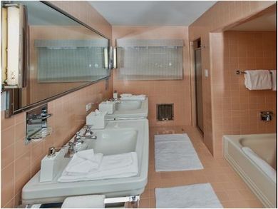 Master Bathroom with Tub & Double Vanity
