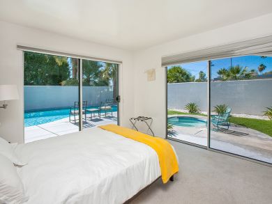 Fourth Bedroom has Queen Bed