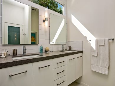 Master Bathroom with His & Her Sinks