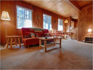 Tahoe Vista, California Cozy Cabin for Rent Close to Beach Tahoe Vista, California Cozy Cabin for Rent Close to Beach