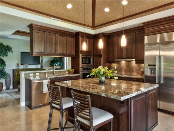 Kona Luxury Three Bedroom Vacation Rental - Golf Course View