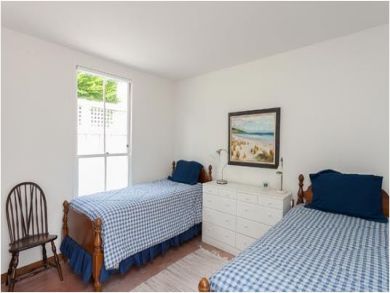 Twin Bedroom