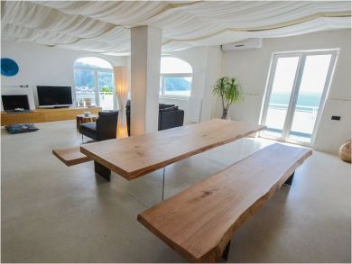 Dining Area for Six