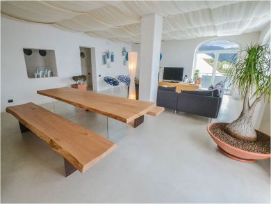 Living & Dining Area