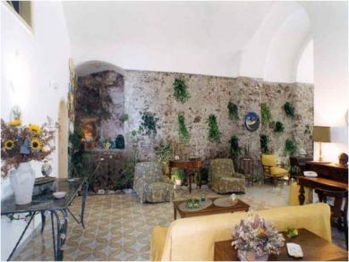 Eclectic Deco in Living Area