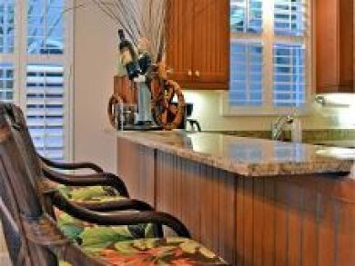Breakfast Counter with Seating