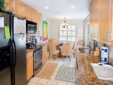 Sanibel Vacation Home Sleeps Eight Short Walk to the Beach
