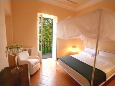 Double Bed in Second Bedroom