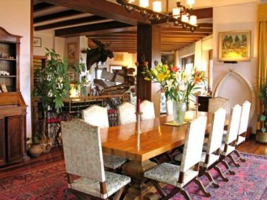 Dining Room with Seating for 10 Dining Room with Seating for 10