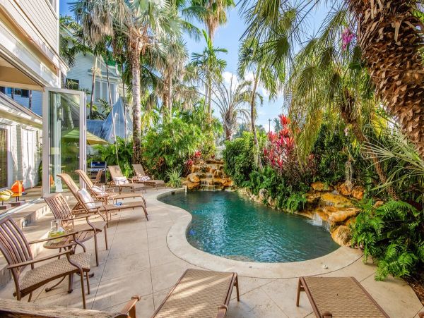 The Florida Keys Luxury 3-Story Home & Guest House - Private Pool & Exclusive Amenities