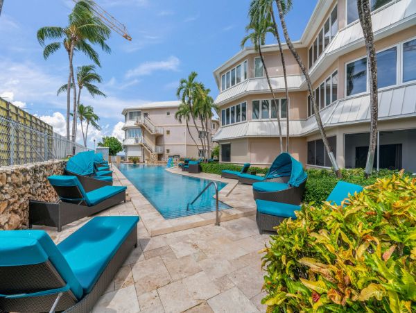 Cayman Island Vacation Condo Two Bedroom