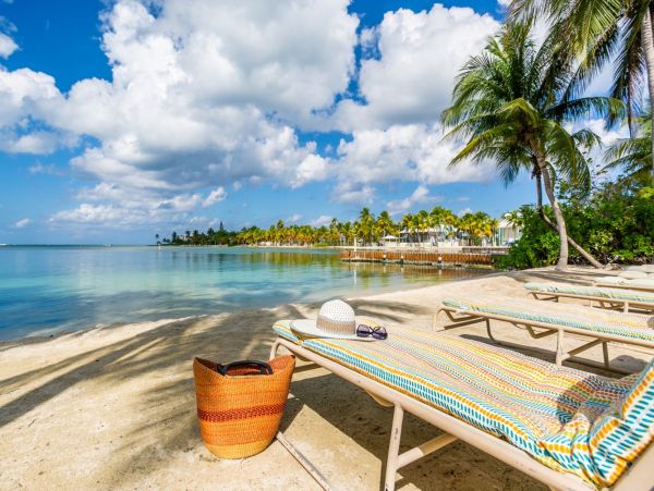 Grand Cayman Vacation Rentals - Cayman Kai Beachfront Villa