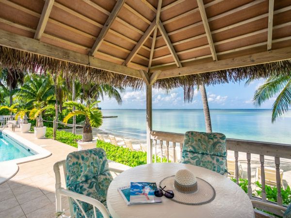 Grand Cayman Vacation Rentals - Cayman Kai Beachfront Villa