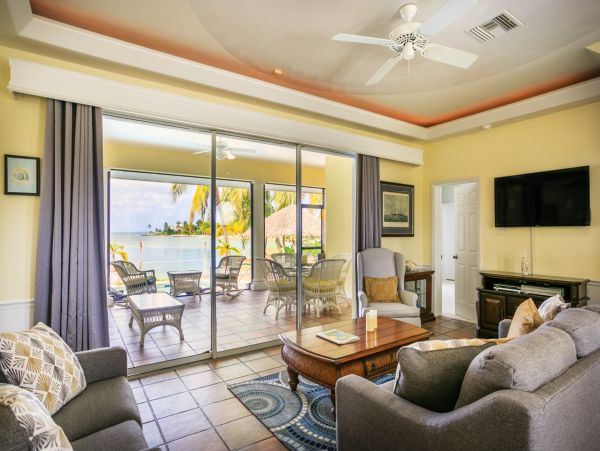 Grand Cayman Vacation Rentals - Cayman Kai Beachfront Villa