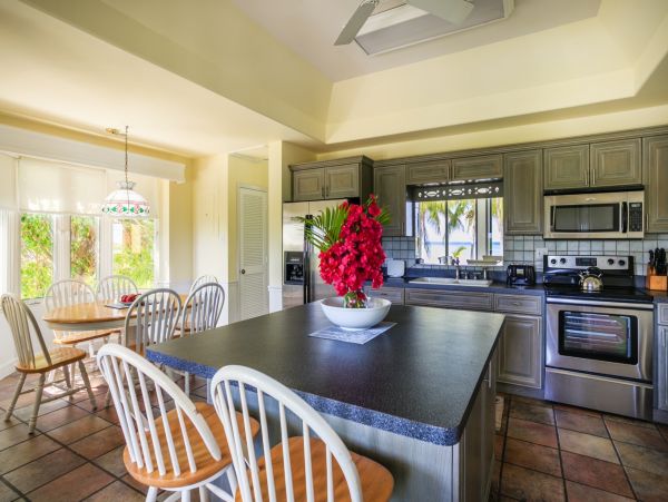 Grand Cayman Vacation Rentals - Cayman Kai Beachfront Villa