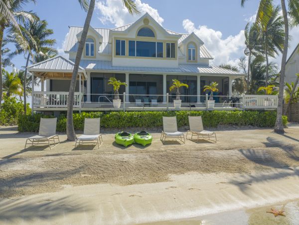 Grand Cayman Vacation Rentals - Cayman Kai Beachfront Villa