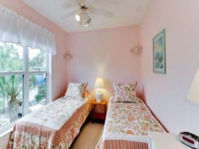 Guest Bedroom with Two Twin Beds