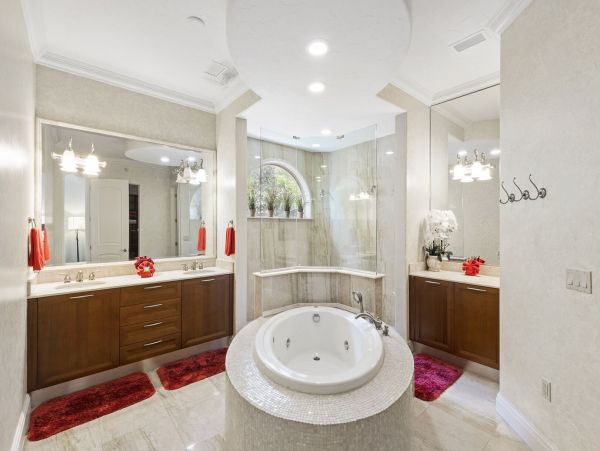 One of Siesta Keys Best Rental Homes with Private Pool