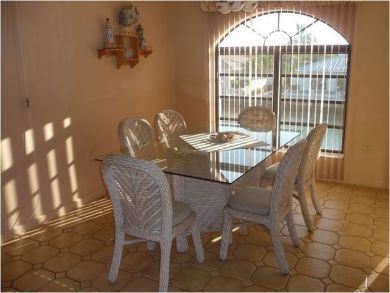 Dining Area for Six