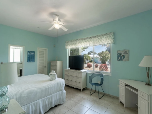Marathon Vacation Home with Pool Easy Access to Gulf.