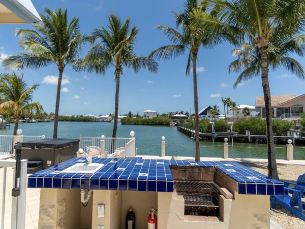 Marathon Vacation Home with Pool Easy Access to Gulf.
