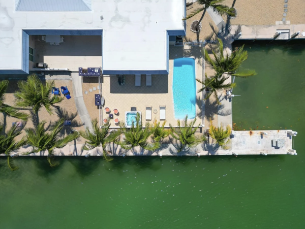Marathon Vacation Home with Pool Easy Access to Gulf.
