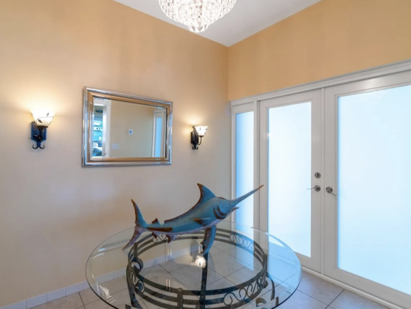 Marathon Vacation Home with Pool Easy Access to Gulf.