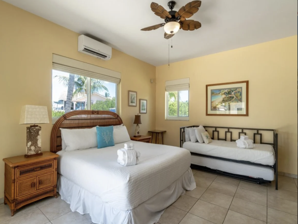 Marathon Vacation Home with Pool Easy Access to Gulf.