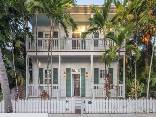 2 Blocks From The Beach Key West Vacation Sleeps Ten Guests