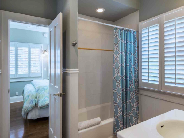 2 Blocks From The Beach Key West Vacation Sleeps Ten Guests