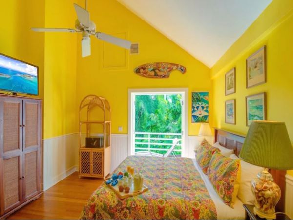 Key West Vacation Home Four Bedrooms with Pool Walk To Beach