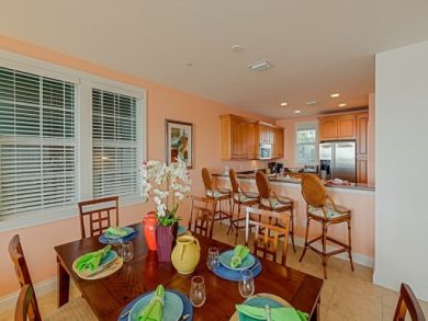 Kitchen & Dining Area Kitchen & Dining Area