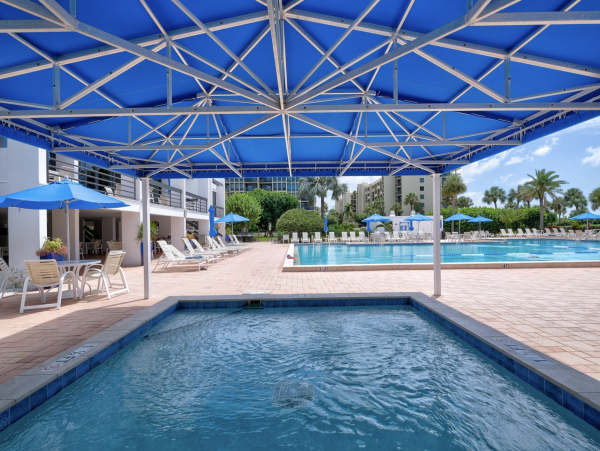On Longboat Key Beach Two Bedroom Vacation Condo