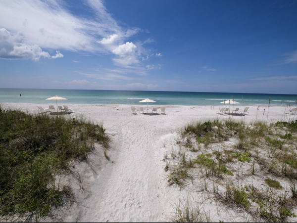 On Longboat Key Beach Two Bedroom Vacation Condo