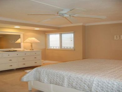 Guest Bedroom with Queen Bed