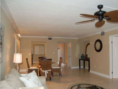 Siesta Key Condo with Pool & Access to Worlds Best Beach