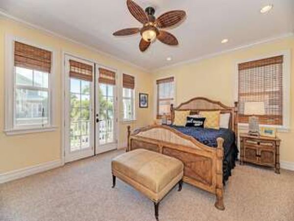 Anna Maria island Rental Super Short Walk to Beach