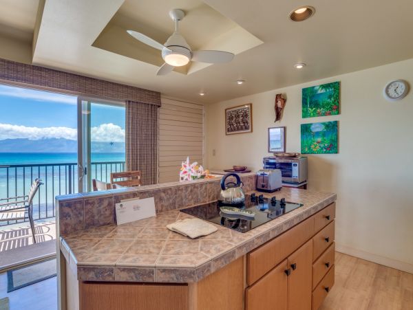 Oceanfront Family Condo in Honokowai - Unforgettable Maui Getaway