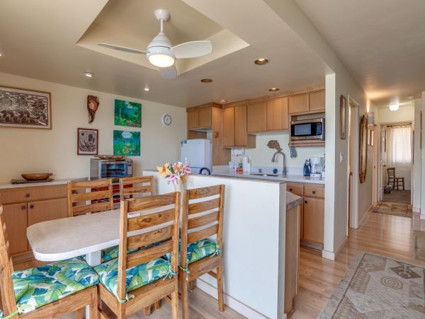 Oceanfront Family Condo in Honokowai - Unforgettable Maui Getaway