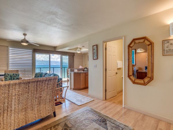Oceanfront Family Condo in Honokowai - Unforgettable Maui Getaway