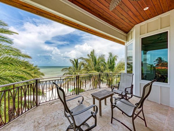 Anna Maria Island 4 Bedroom Luxury Vacation Rental Sleeps 8