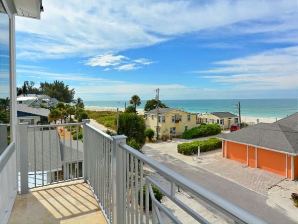 Anna Maria Luxury Rental With Gulf Views And Pool 5 Bedrooms