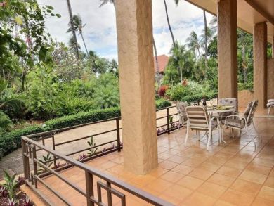 Outdoor Furniture on Lanai